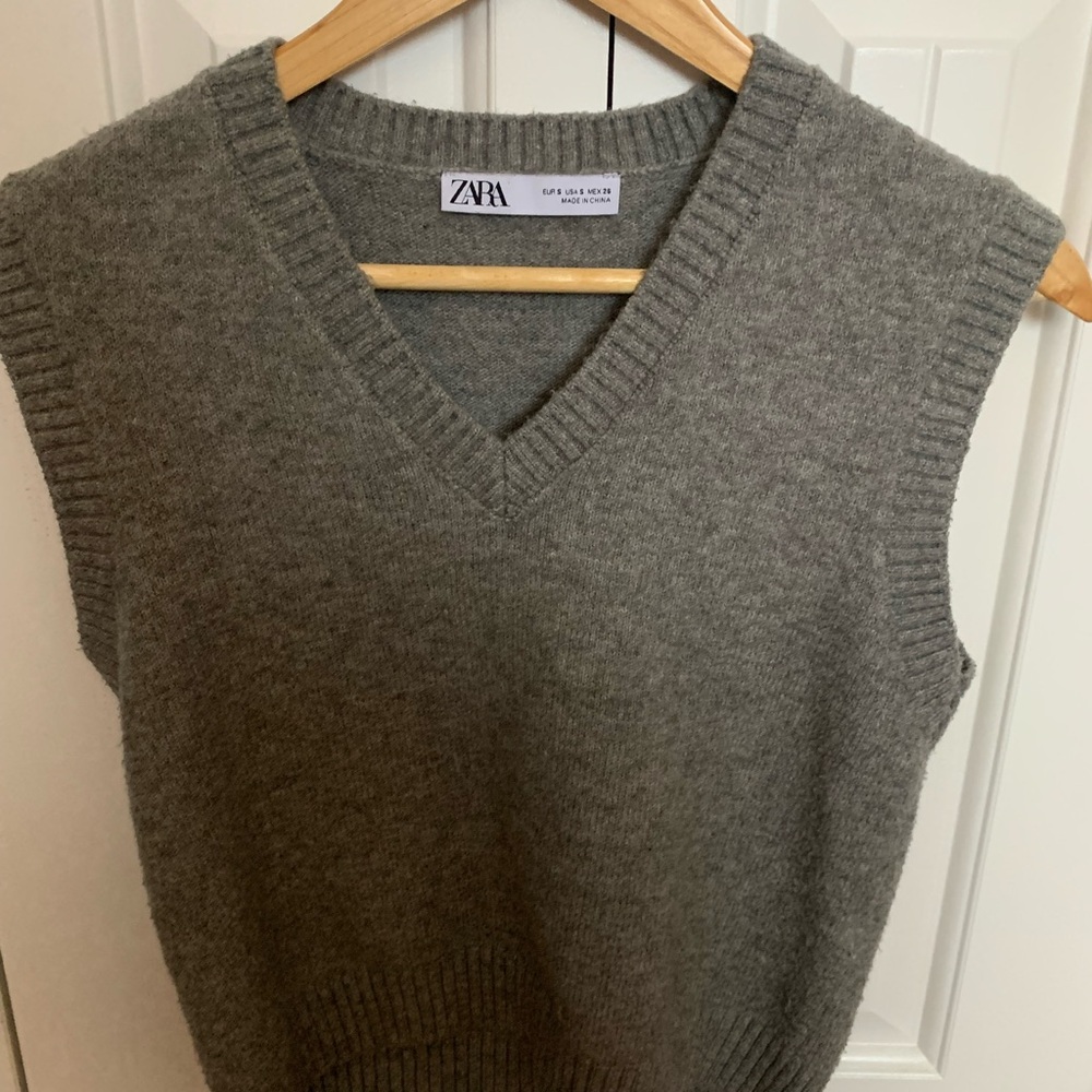 ZARA Sweater Vest